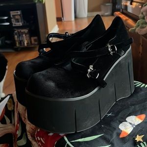 Demonia Kera - 10 Platform Maryjanes